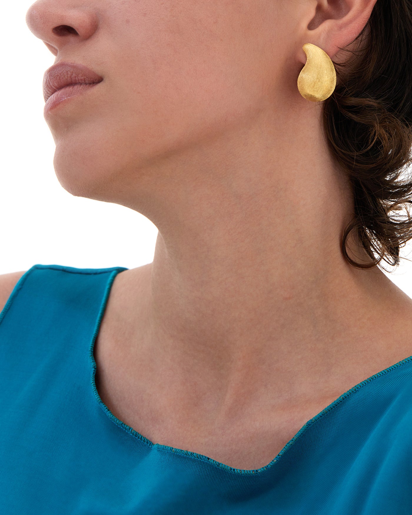 "Cachemire" gold stud earrings