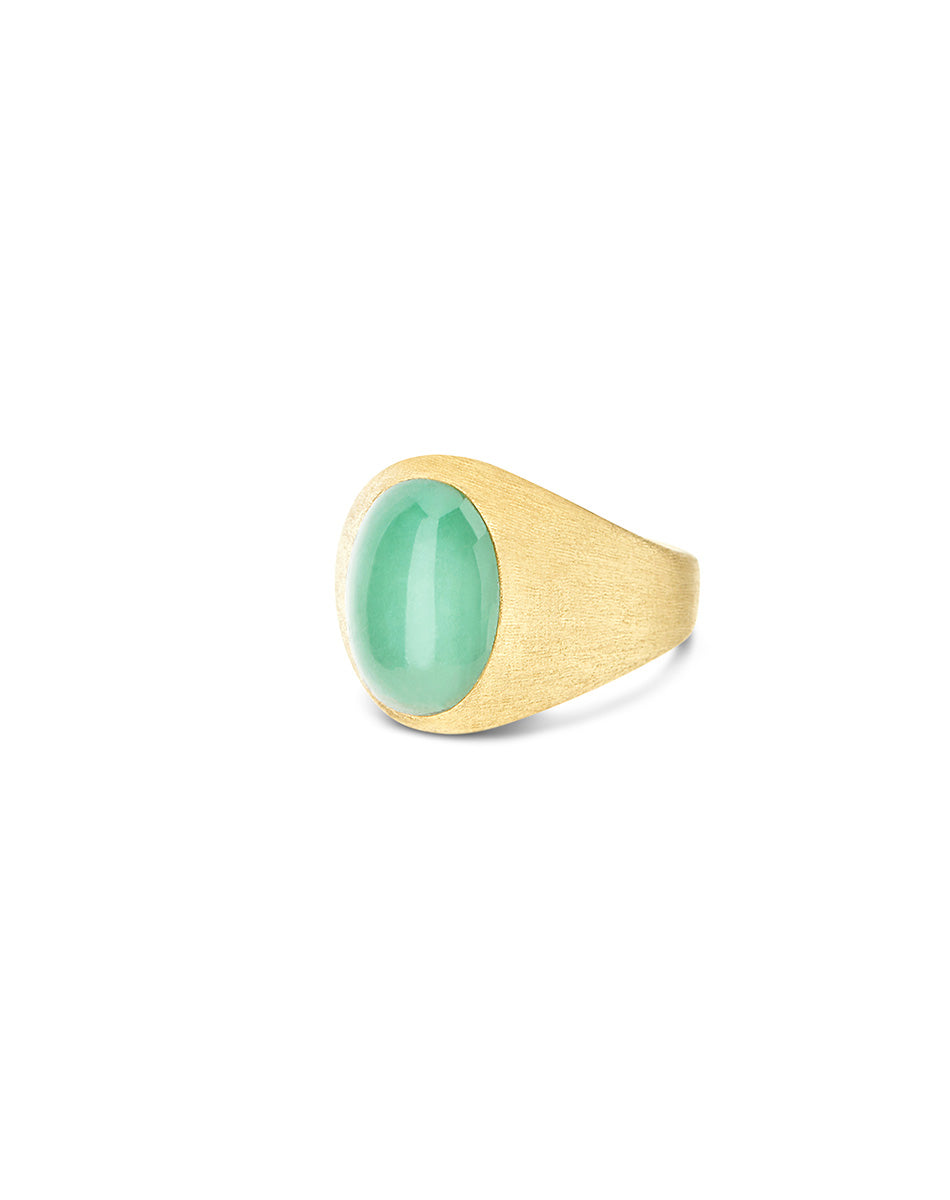 Anello chevalier "Muse" Lattementa in oro inciso, giadeite e cristallo di rocca (piccolo)