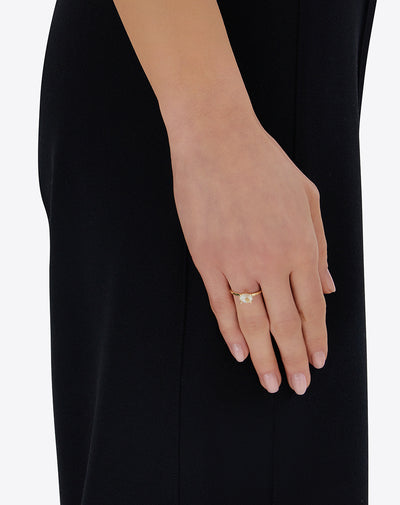 Ring „Ipanema Duna“ aus poliertem Gold, mit Dublette aus Rutilquarz und Perlmutt (klein)