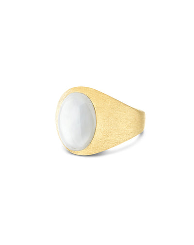Anello chevalier "Muse" Dolcevita in oro inciso, madreperla e cristallo di rocca (piccolo)