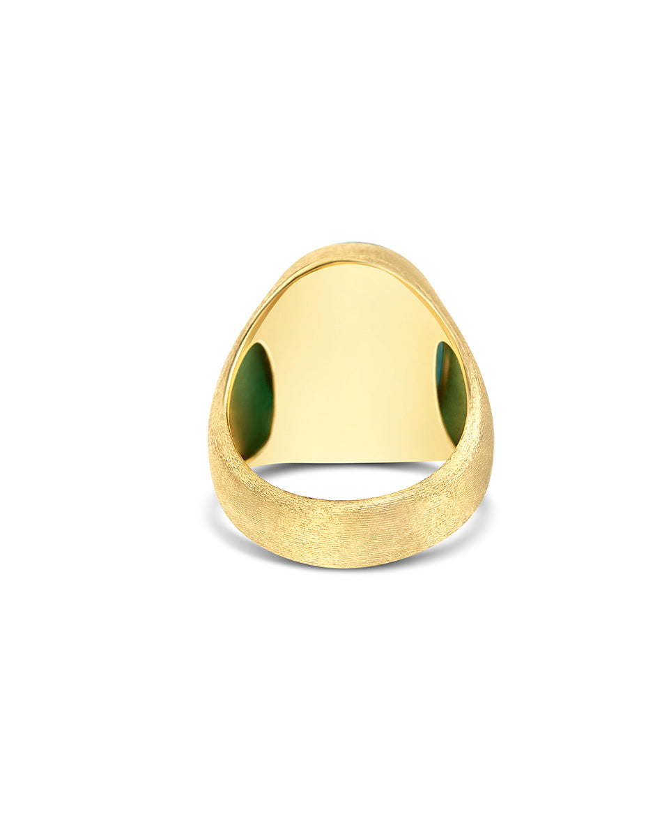 Anello chevalier "Muse" Lattementa in oro inciso, giadeite e cristallo di rocca (grande)