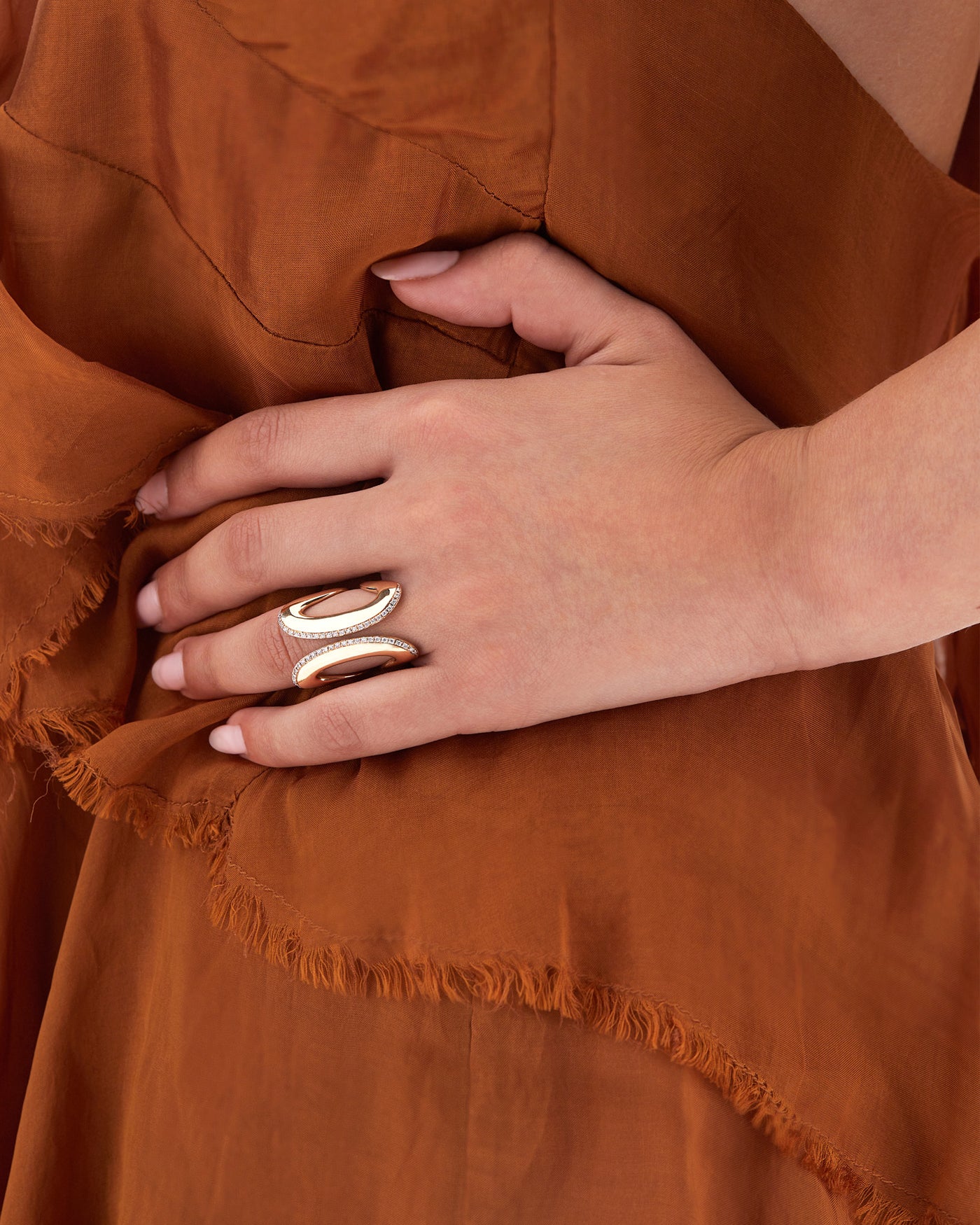 "libera icon" rose gold and diamonds statement ring 