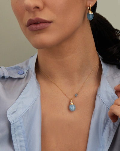 Collana "Azure" pendente con ciondolo in oro, diamanti e acquamarina (grande)