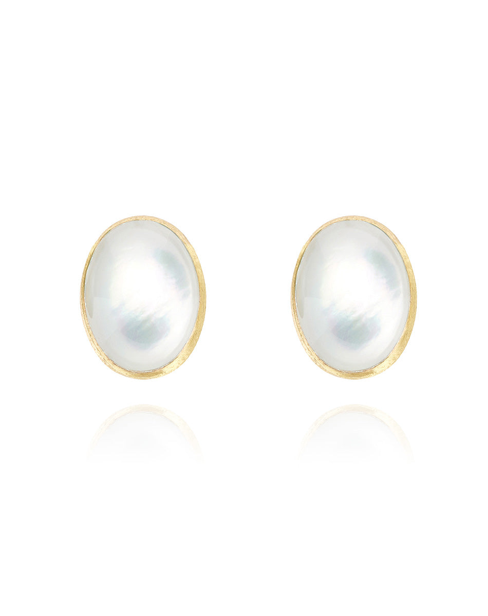 Orecchini di perle a lobo "Muse" Dolcevita in oro inciso, madreperla e cristallo di rocca (piccoli)