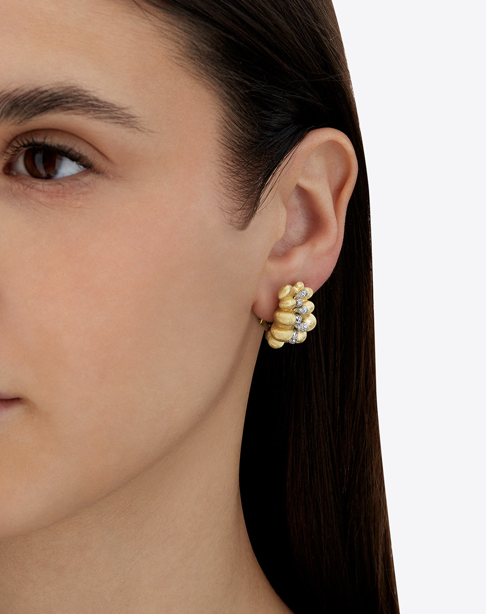 "trasformista" gold and diamonds iconic earrings