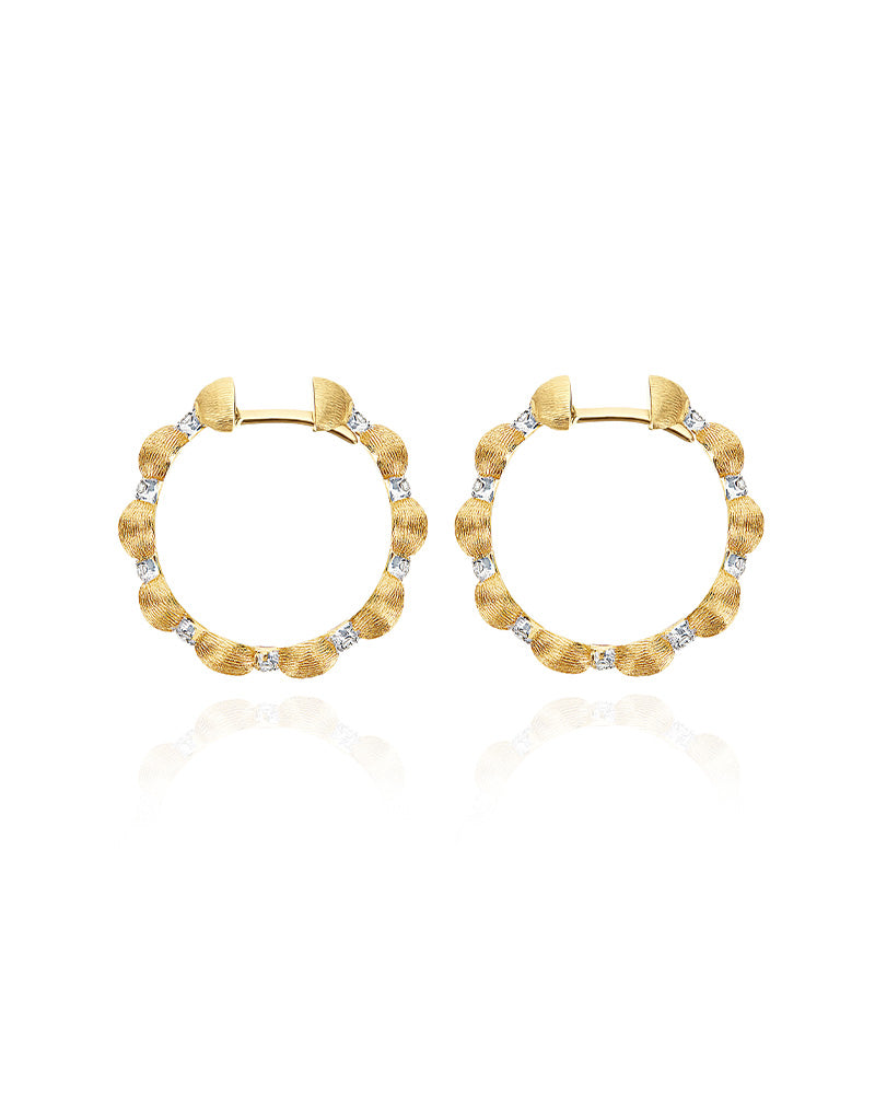 "dancing Élite" gold and diamonds hoop earrings