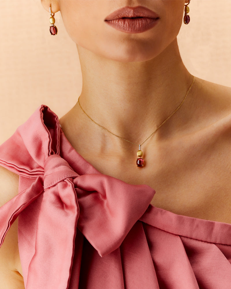 Collana "DANCING TOURMALINES" pendente con ciondolo in oro, diamanti e tormalina rosa (grande)