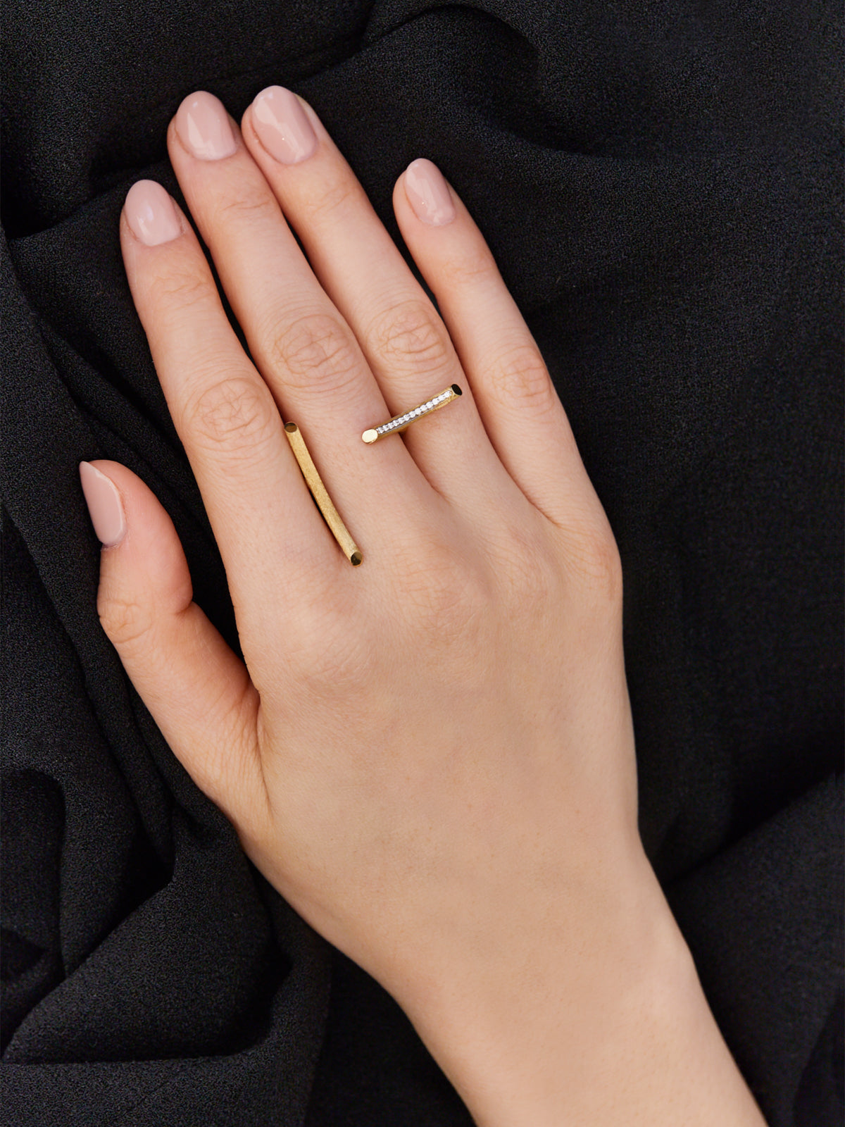 "libera" gold and diamonds double face ring