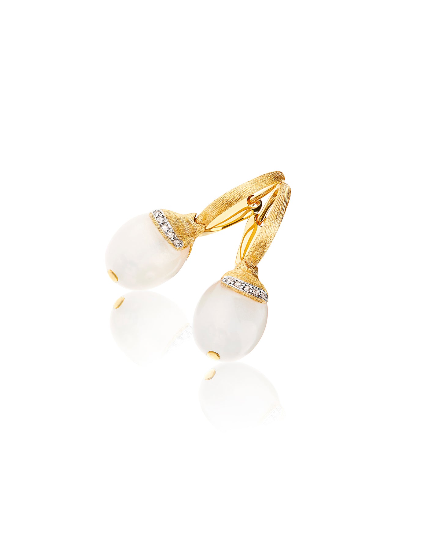 Orecchini ciliegine "WHITE DESERT" pendenti in oro, pietra di luna e dettagli di diamanti (piccoli)