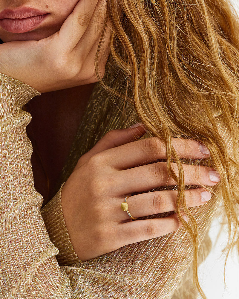 "élite" small gold boule and diamonds pavé ring 