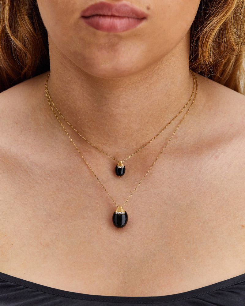 "mystery black" gold, diamonds accents and black onyx pendant (small)