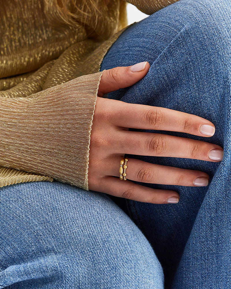 "élite" irregular gold boules and diamonds bars double-band ring 