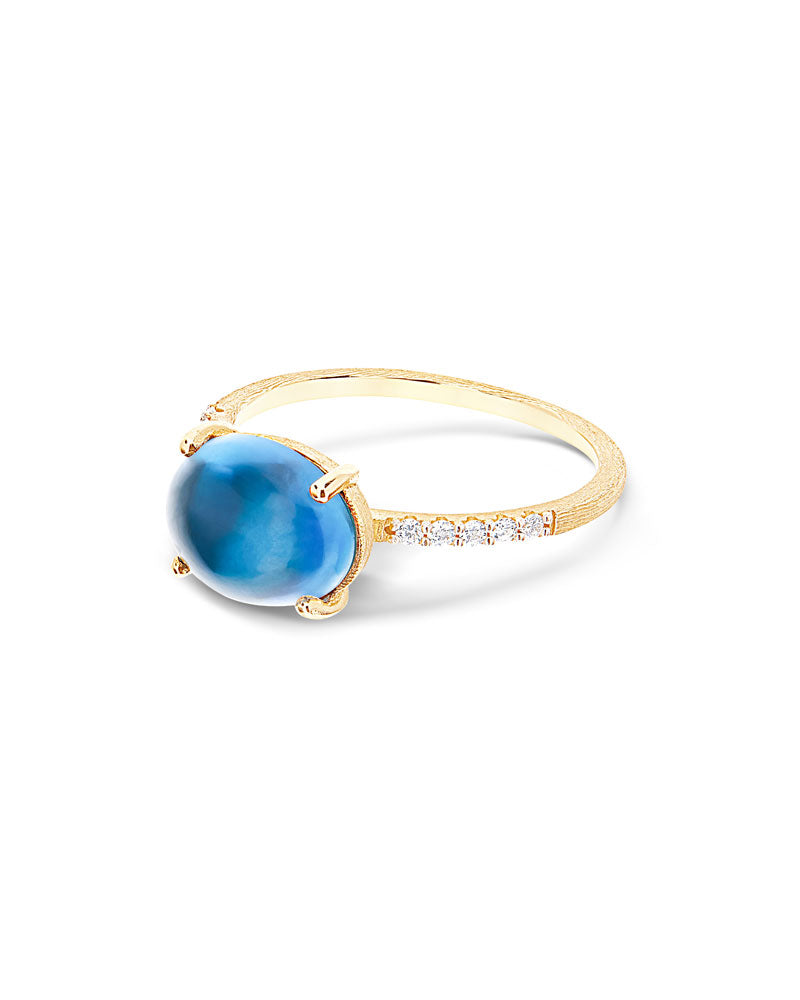 Anello "DANCING AZURE" in oro, diamanti e topazio London blu (grande)